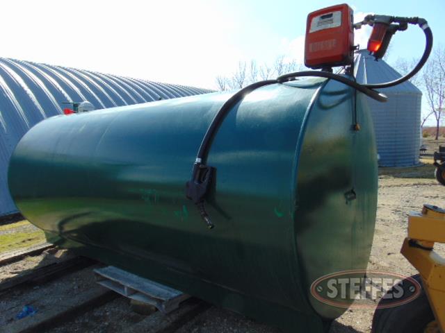 2,000 gal. diesel tank, 110v pump_1.JPG